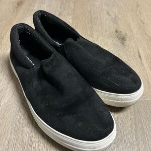 womans Black Slip-On Shoes